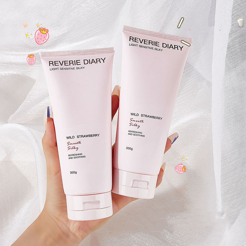 Wild Strawberry Body Scrub - Image 2